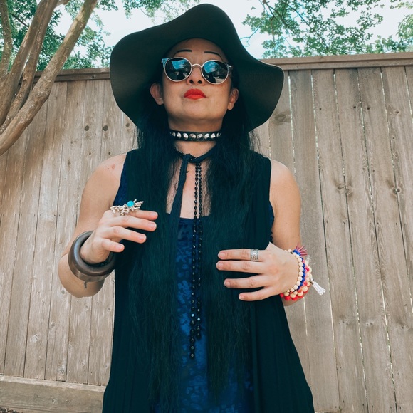 Black Fringe Vest - Picture 2 of 3